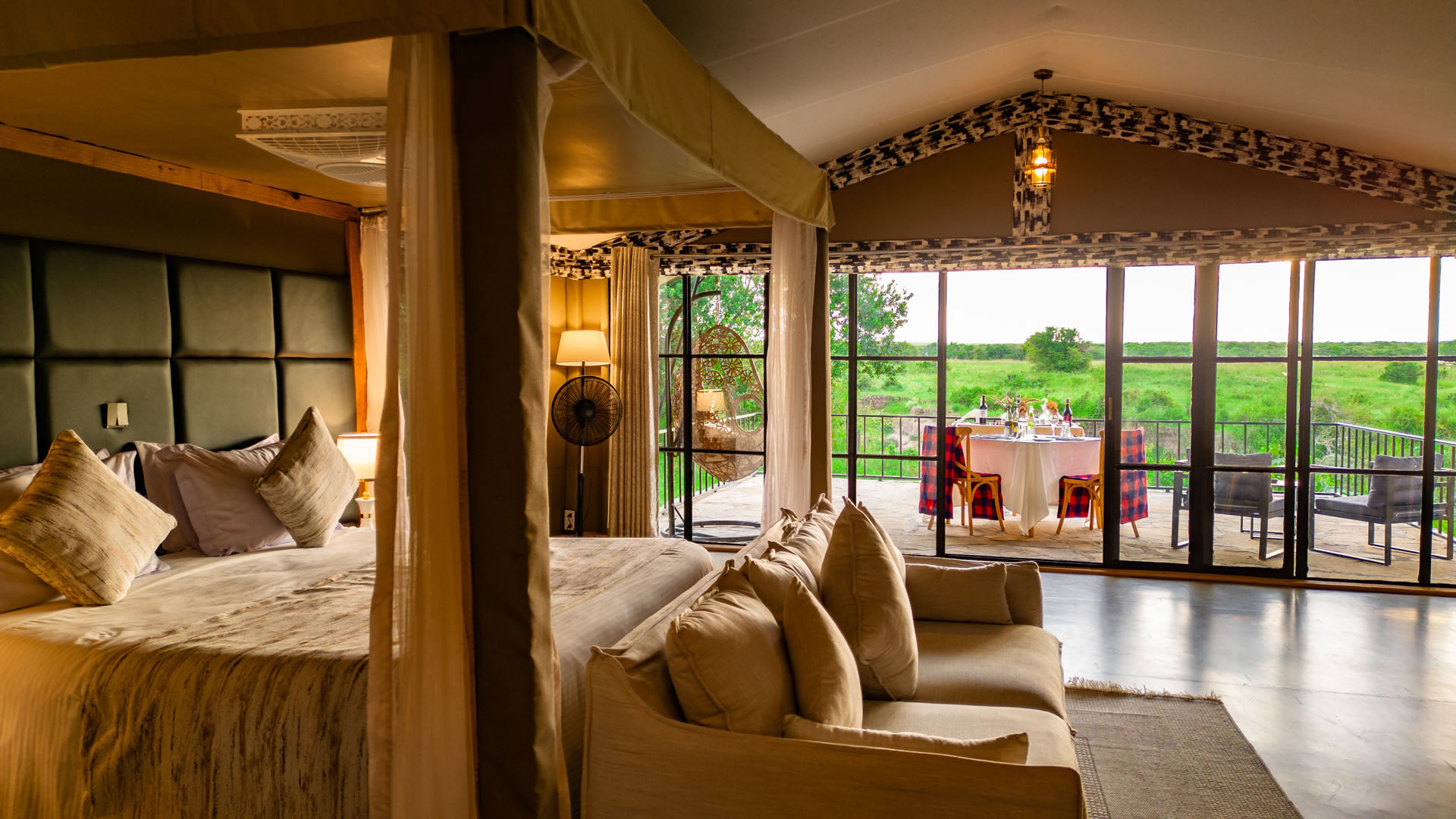 Zebra Plains Luxury Camp